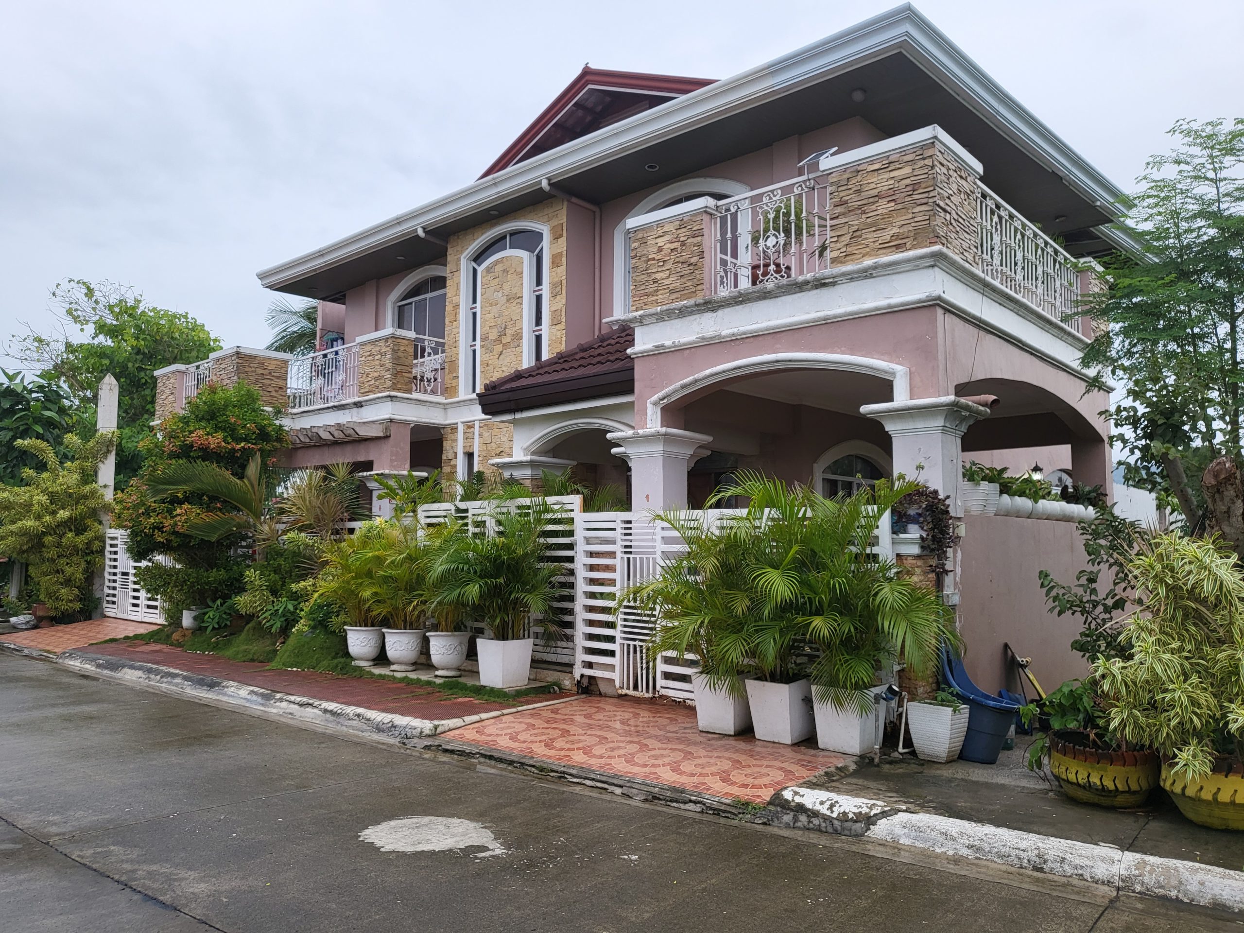 House and Lot in Corona del Mar