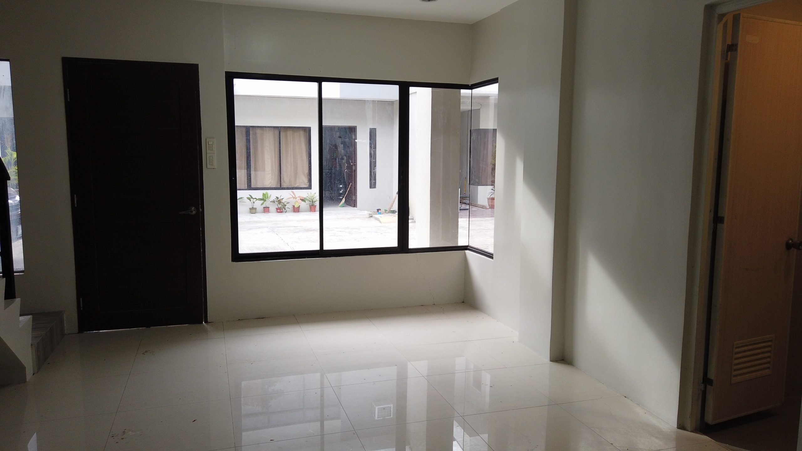 Townhouse In Labangon for Sale