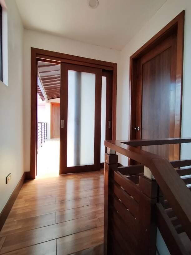 ELEGANT FURNISHED HOUSE AND LOT IN TALAMABAN Ocean Crest Goodwill